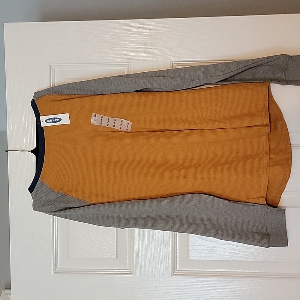 Brand new old navy shirt